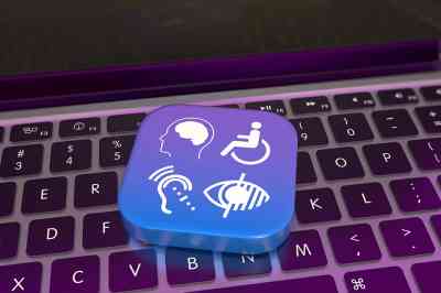 Zeichen zur Barrierefreiheit - © Bilal Ulker - stock.adobe.com